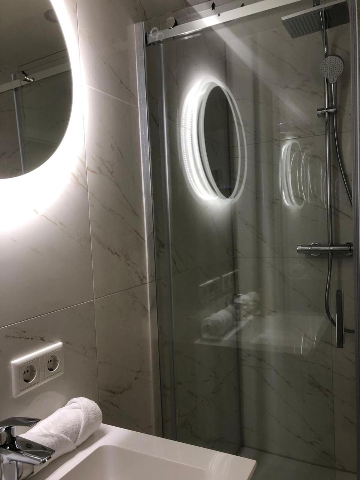 Lux Apartment Near Frankfurt! Mörfelden-Walldorf Exteriör bild